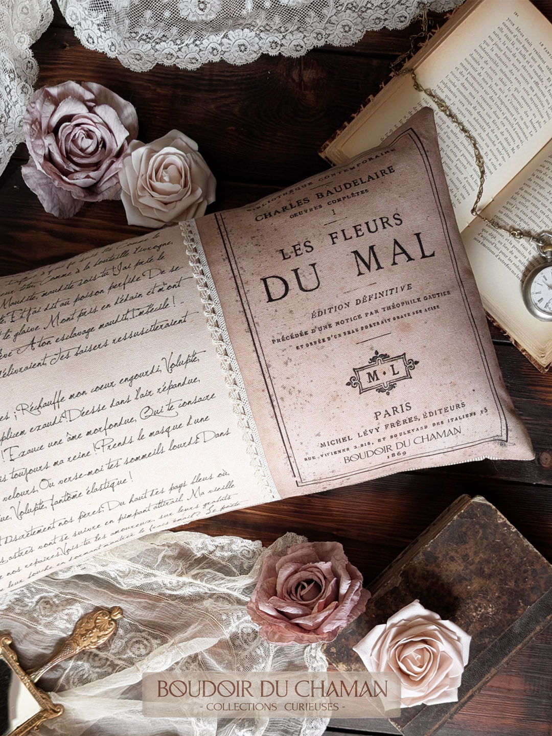 PRECOMMANDE  envoi à partir du 25 avril . la housse de coussin Les Fleurs du Mal . 50X30cm collection Baudelaire