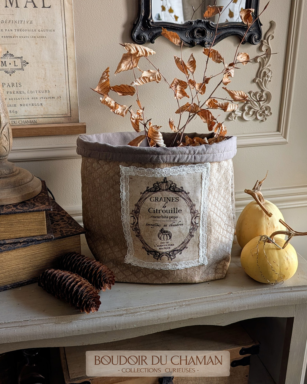 le panier souple Graines de citrouilles . velours vintage vieux rose illustration originale du Boudoir – Image 5