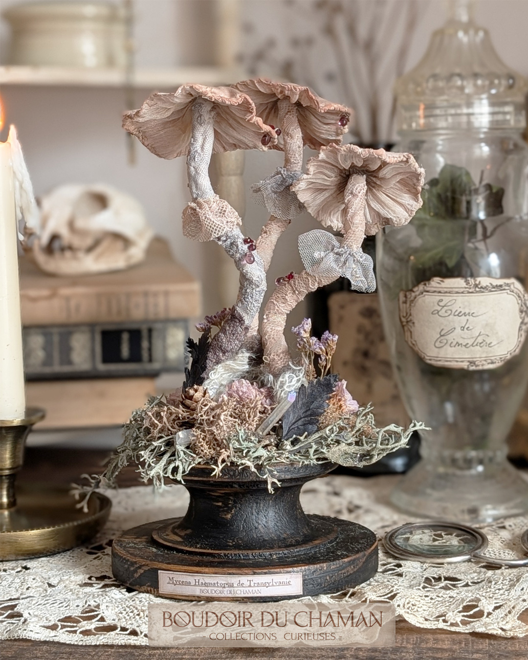 Mycène Hematopus . sculpture de champignon triple sur socle en bois tourné – Image 3